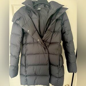The North Face puffer parka w/removable fur hood